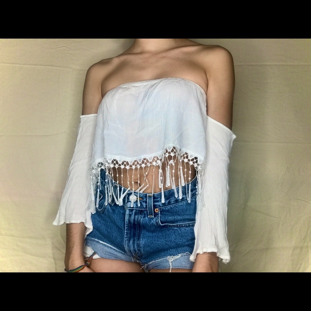 WHITE BOHO FRINGE STRAPLESS CROP TOP
